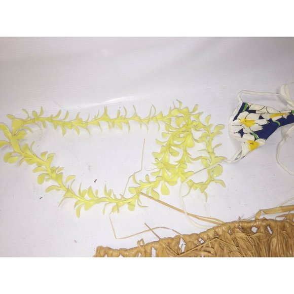 Vintage CHILD’S 3 PC HULA Outfit Hawaii Blue Yellow Lei Size S-M - Picture 3 of 8